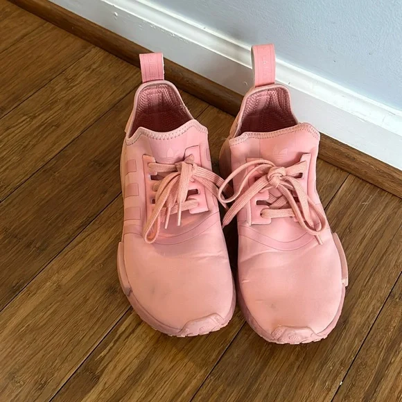 Pink adidas size 8 sneakers - Picture 1 of 3
